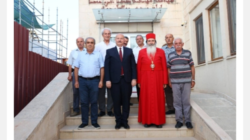 VALİ KÜÇÜK SÜRYANİ CEMAATİNİ ZİYARET ETTİ